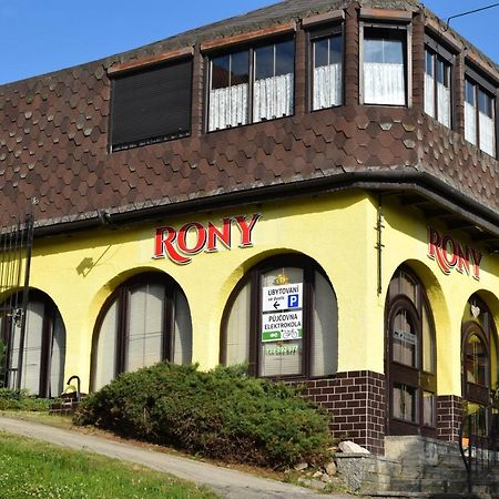 Radejov Penzion Rony מראה חיצוני תמונה